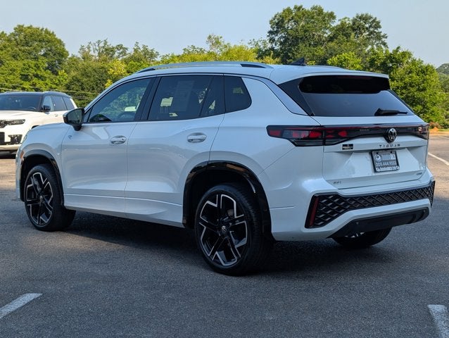2025 Volkswagen Tiguan SEL R-Line