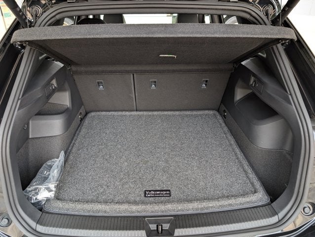 2025 Volkswagen Tiguan SEL R-Line