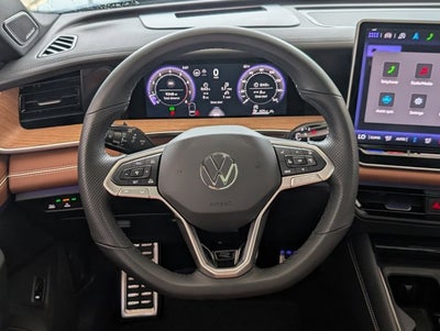 2025 Volkswagen Tiguan SEL R-Line