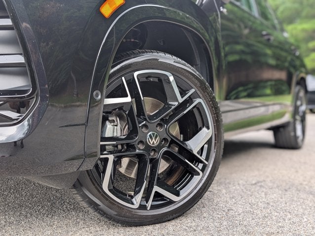 2025 Volkswagen Tiguan SEL R-Line