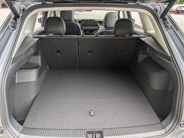 2025 Volkswagen Tiguan SE