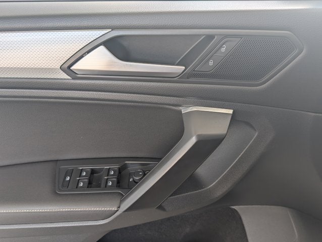 2023 Volkswagen Tiguan S