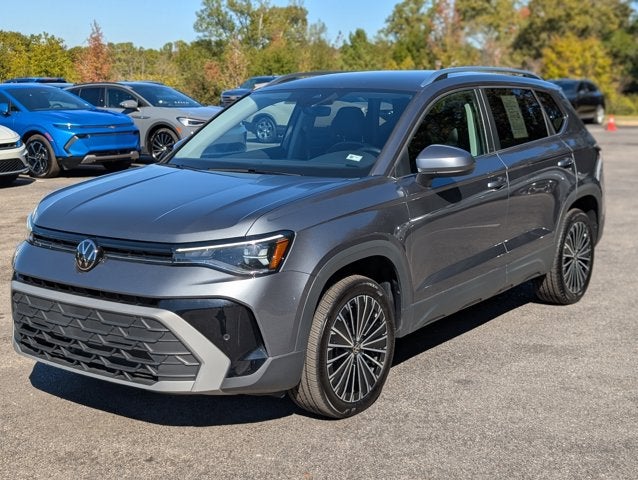 2025 Volkswagen Taos SE