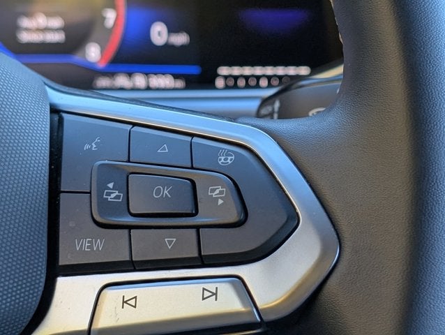 2025 Volkswagen Taos SE