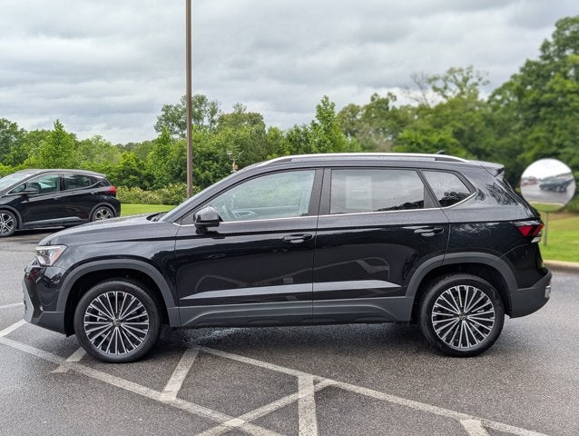 2025 Volkswagen Taos SE