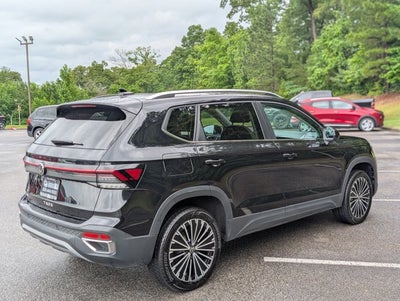 2025 Volkswagen Taos SE