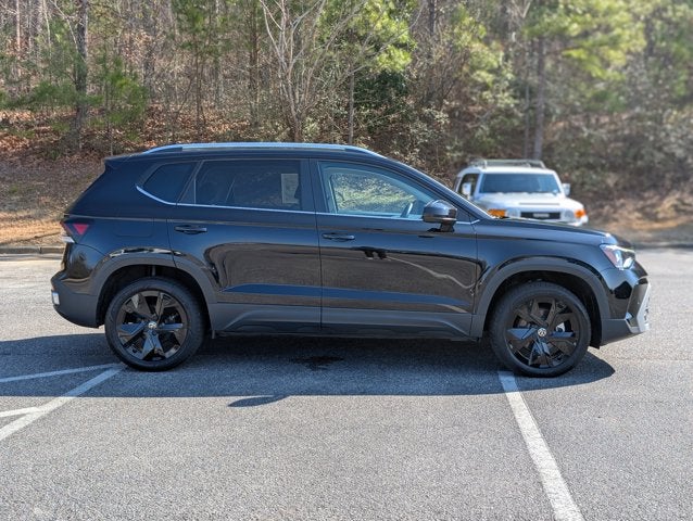 2025 Volkswagen Taos SE