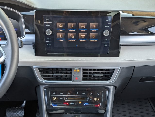 2025 Volkswagen Taos SE