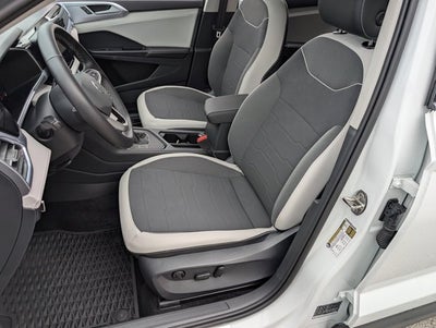 2025 Volkswagen Taos SE