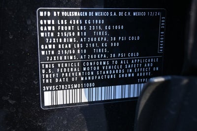 2025 Volkswagen Taos SE