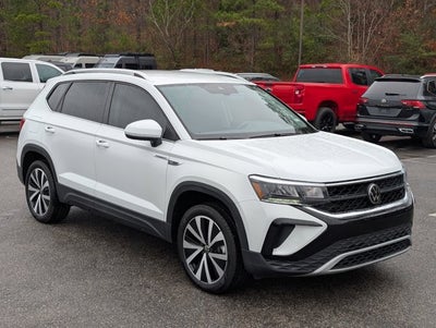 2024 Volkswagen Taos SE