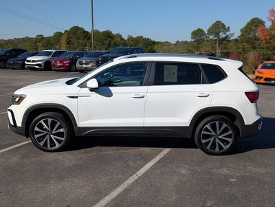 2024 Volkswagen Taos SE