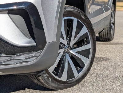 2024 Volkswagen Taos SE
