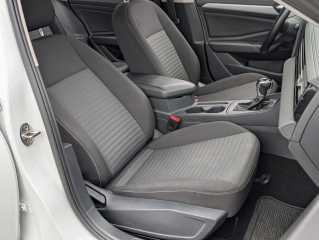 2025 Volkswagen Jetta S