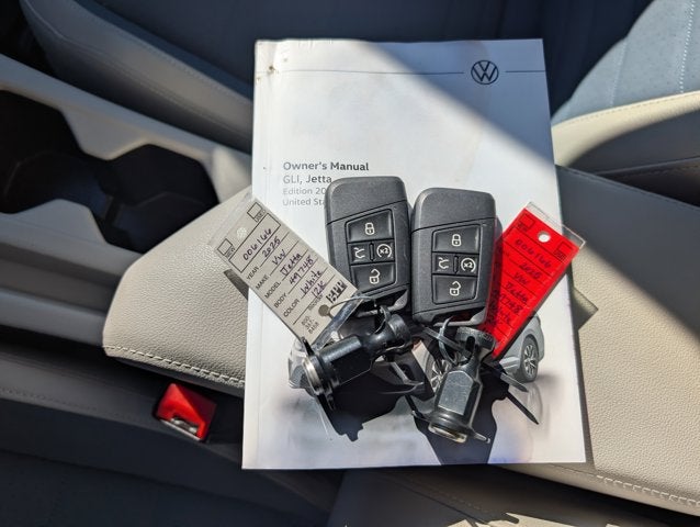 2025 Volkswagen Jetta SE
