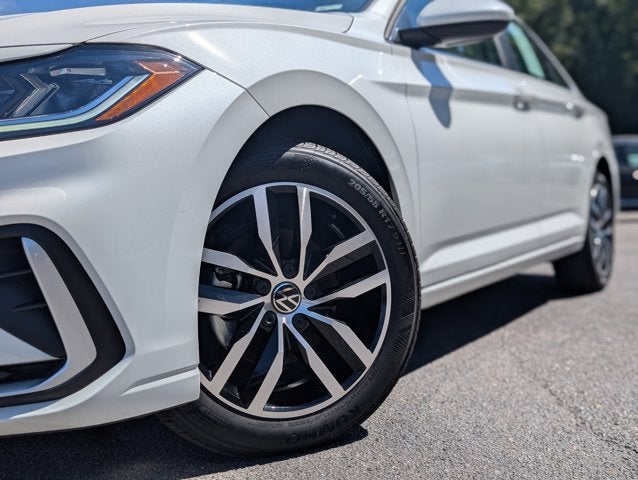 2025 Volkswagen Jetta SE