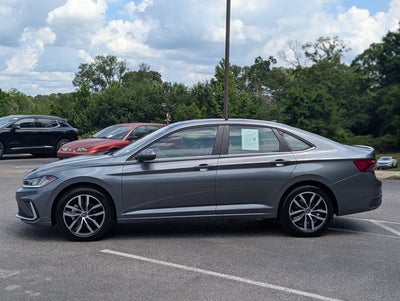 2025 Volkswagen Jetta SE