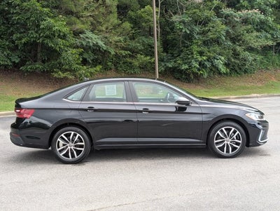 2025 Volkswagen Jetta SE