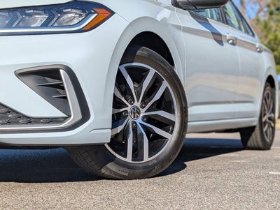 2025 Volkswagen Jetta SE