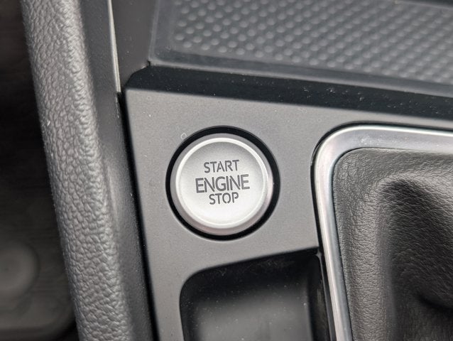 2025 Volkswagen Jetta SEL