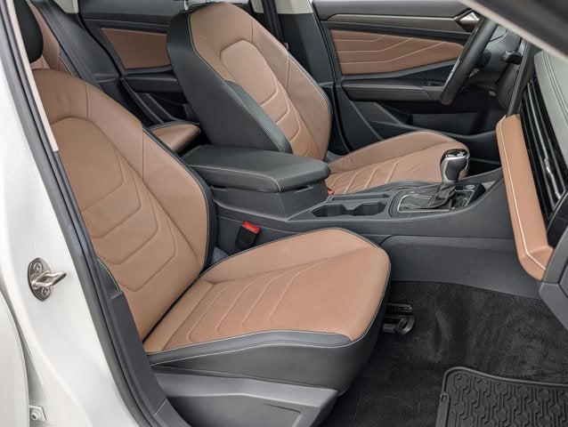 2025 Volkswagen Jetta SEL