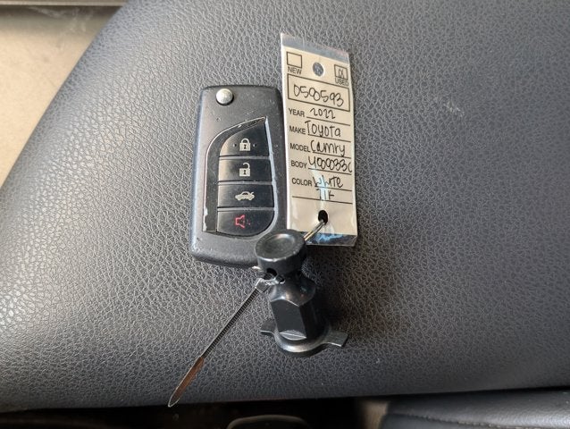 2022 Toyota Camry SE