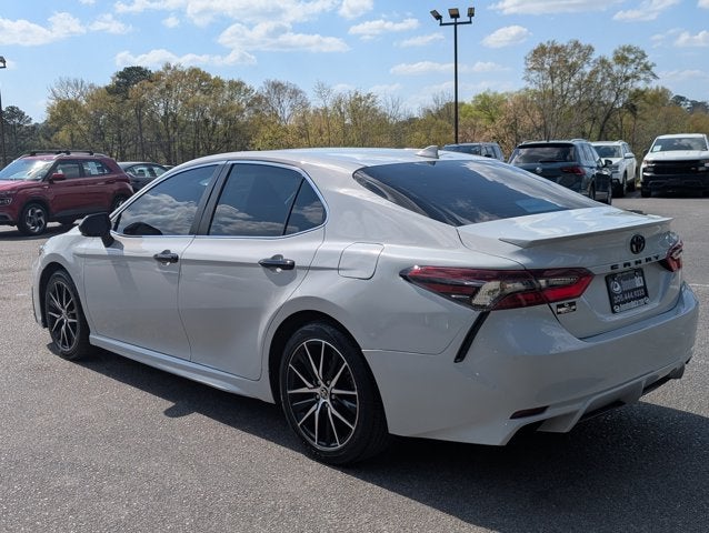 2022 Toyota Camry SE