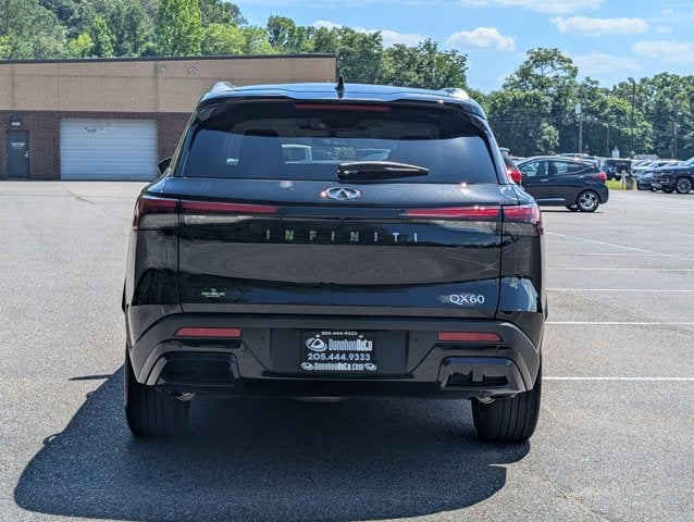 2025 INFINITI QX60 LUXE