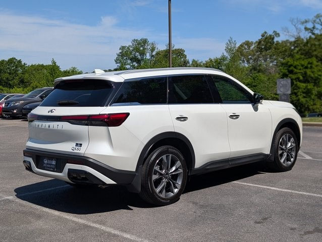 2025 INFINITI QX60 LUXE