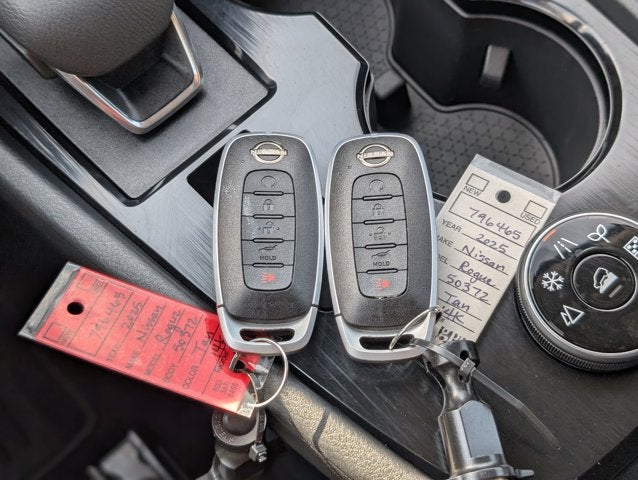 2025 Nissan Rogue Rock Creek