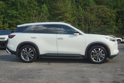 2022 INFINITI QX60 LUXE