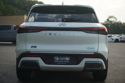 2022 INFINITI QX60 LUXE