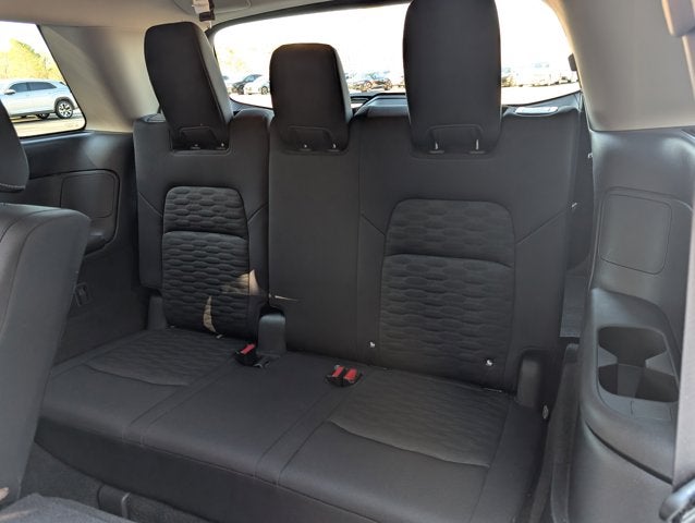 2025 Nissan Pathfinder S