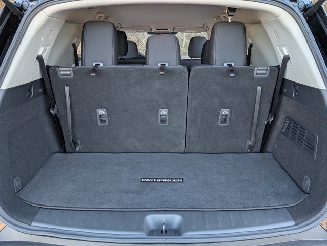 2025 Nissan Pathfinder S