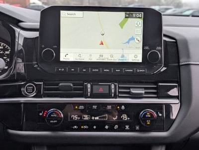 2024 Nissan Pathfinder SL