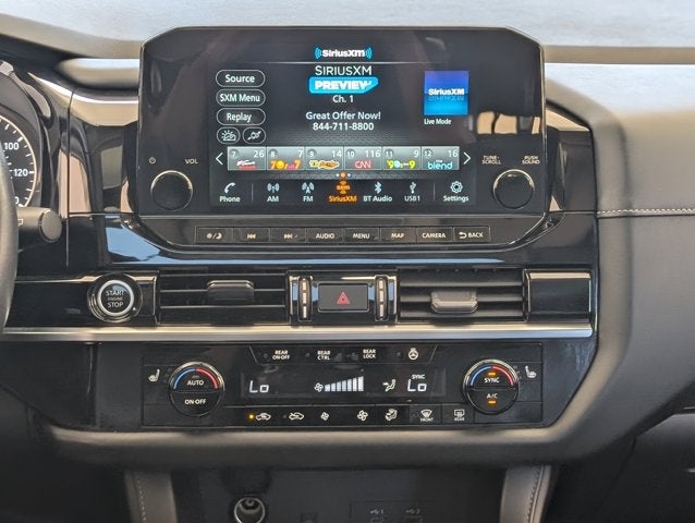 2022 Nissan Pathfinder SL