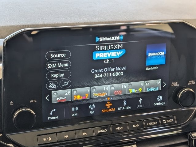 2022 Nissan Pathfinder SL