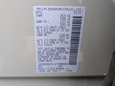 2025 Nissan Pathfinder Platinum