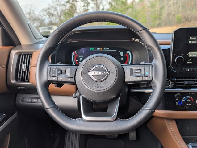 2024 Nissan Pathfinder Platinum