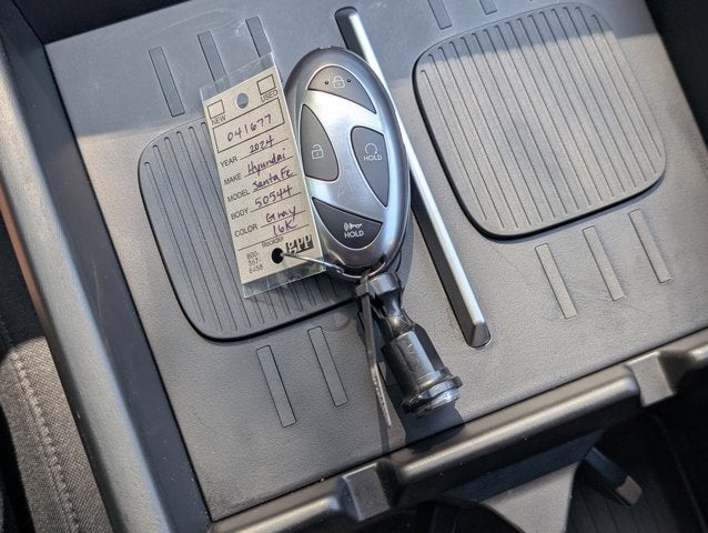 2024 Hyundai Santa Fe SE