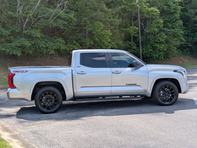 2024 Toyota Tundra 4WD SR5