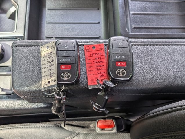 2024 Toyota Tundra 4WD SR5