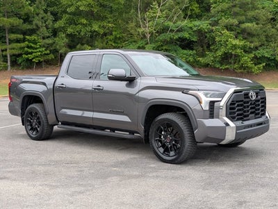 2023 Toyota Tundra 4WD SR5