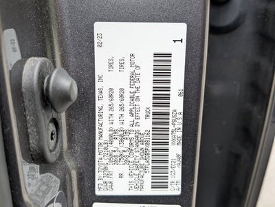 2023 Toyota Tundra 4WD SR5