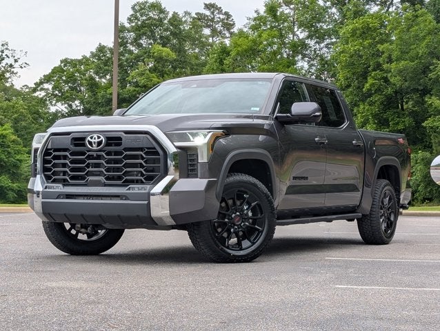 2023 Toyota Tundra 4WD SR5