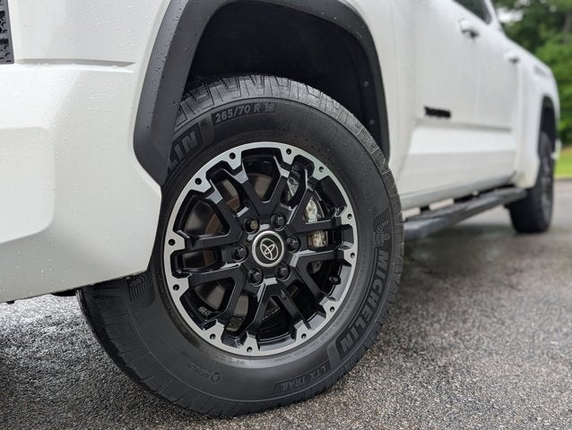 2023 Toyota Tundra 4WD SR5