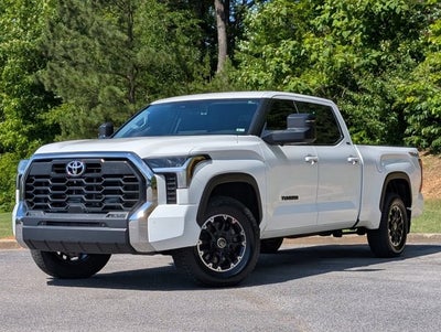 2023 Toyota Tundra 4WD SR5