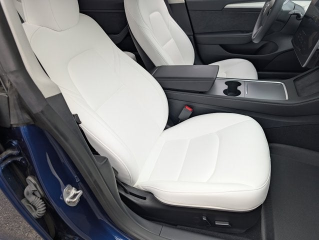 2023 Tesla Model 3 RWD