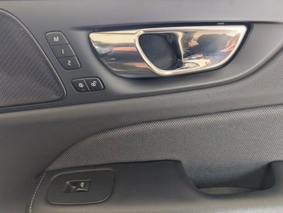 2022 Volvo S60 Recharge Plug-In Hybrid R-Design