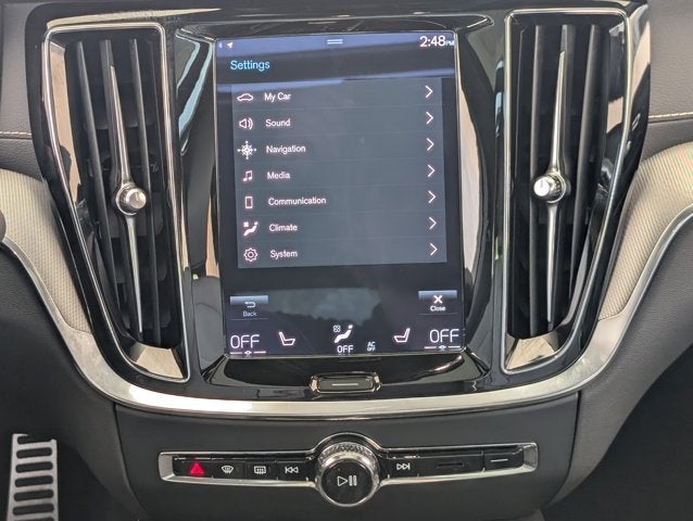 2022 Volvo S60 Recharge Plug-In Hybrid R-Design